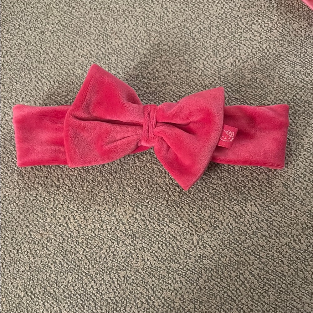 Pink Velvet Hello Kitty Headband 🎀